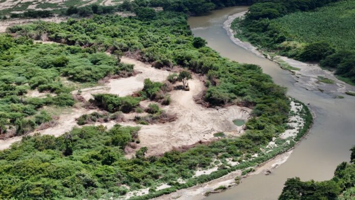 Medio Ambiente y SENPA refuerzan operativo contra la extracción ilegal de agregados en Monte Cristi