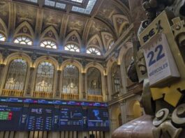 Petróleo de Texas sube 2.95 % tras nuevas amenazas EE.UU. a Irán Petróleo de Texas sube 2.95 % tras nuevas amenazas EE.UU. a Irán