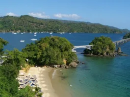 Promueven turismo de Samaná ante el mercado francés de cara al próximo verano Promueven turismo de Samaná ante el mercado francés de cara al próximo verano