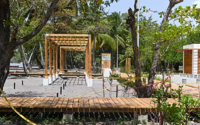 Avanzan aceleradamente trabajos de recuperación en playa Linda en Nizao, Baní