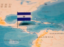 Cientos de líderes religiosos instan al gobierno de Trump a extender el TPS para El Salvador