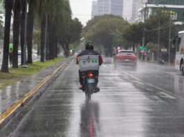 Clima en RD: pronostican aguaceros, tronadas y calor este sábado