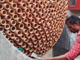 El 'ladrillo' que enfría edificios hasta 15 grados sin aire acondicionado: la tecnología india que recupera el truco del botijo