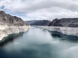 En 1938, la construcción de una presa sumergió y condenó un pueblo de EEUU. 90 años después, ha emergido por las sequías