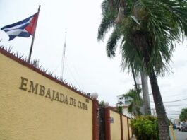 Frente Amplio rechaza salida de diplomáticos cubanos