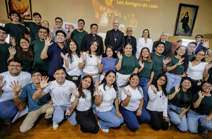 Iglesia en Perú lanza el voluntariado oficial “Los Amigos de León” para la visita del Papa León XIV