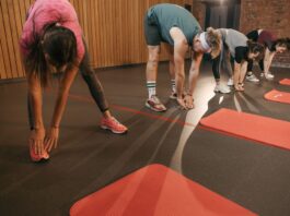 Ir en bici a la oficina y tener un trabajo exigente no frenan el alzhéimer. El deporte recreativo es la verdadera clave
