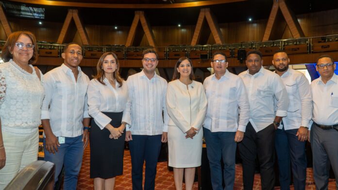 Juramentan Comisión de Integridad del Ministerio de Medio Ambiente