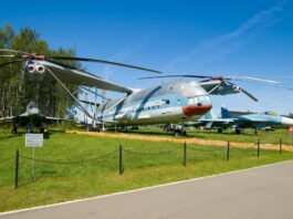 La URSS fabricó el helicóptero más gigantesco de la historia para llevar misiles nucleares. Funcionó y aun así fracasó