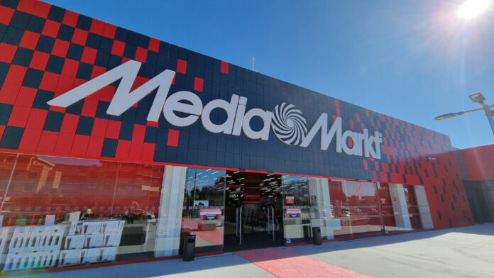 MediaMarkt tiene en su outlet online todos estos iPhone, AirPods y Apple Watch totalmente nuevos y muy rebajados