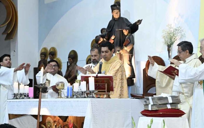 Salesianos celebran 25 años de una iglesia dedicada a Don Bosco en popular distrito de Lima, Perú