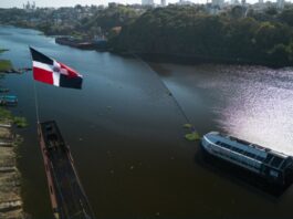 The Ocean Cleanup y el Gobierno de la República Dominicana anuncian el reemplazo de la barrera del río Ozama The Ocean Cleanup y el Gobierno de la República Dominicana anuncian el reemplazo de la barrera del río Ozama