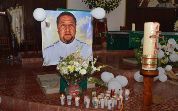 En México, el asesinato de un sacerdote puede ser una “advertencia” que siembra el miedo