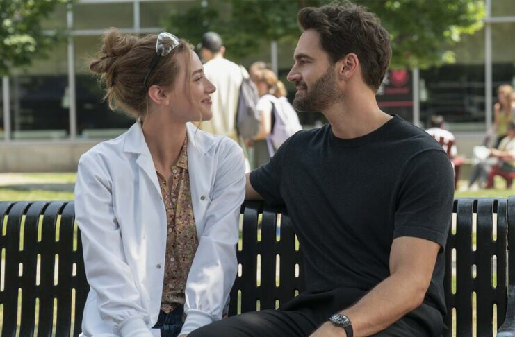 La comedia romántica de moda no es en realidad una comedia: lo que 'La hipótesis del amor' revela sobre las mujeres en la ciencia