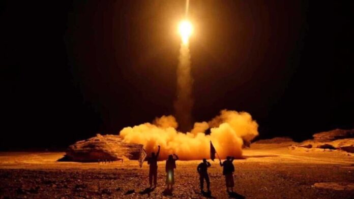 Misiles hipersónicos, enjambres kamikaze y hasta 12 objetivos en Taiwán. En Rusia, China, Irán y Yemen dieron con el mismo ingeniero militar: Claude