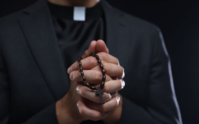 Sacerdote herido en balacera en Perú: La Iglesia en el Callao llama a desterrar la cultura de muerte