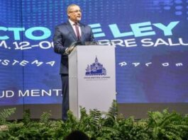 Senador de La Romana presenta su segundo informe de gestión