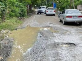 Continúan arreglo de carretera en  Jimayaco tras años de espera