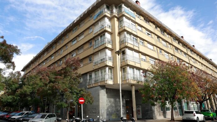 El Gobierno vasco ha comprado 510 viviendas ubicadas en Donosti a Blackstone para mantenerlas en alquiler protegido de forma indefinida