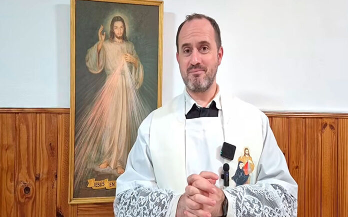 Expectativa por el viaje del Papa a Argentina es “enorme” y oramos por él a diario, dice sacerdote