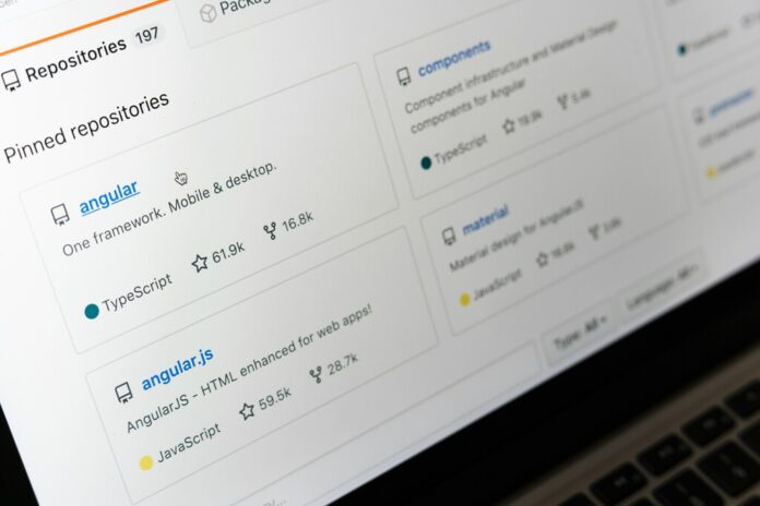 GitHub ha tenido que hacer algo a gran escala para seguir el ritmo de la IA. Sus cifras explican hasta qué punto