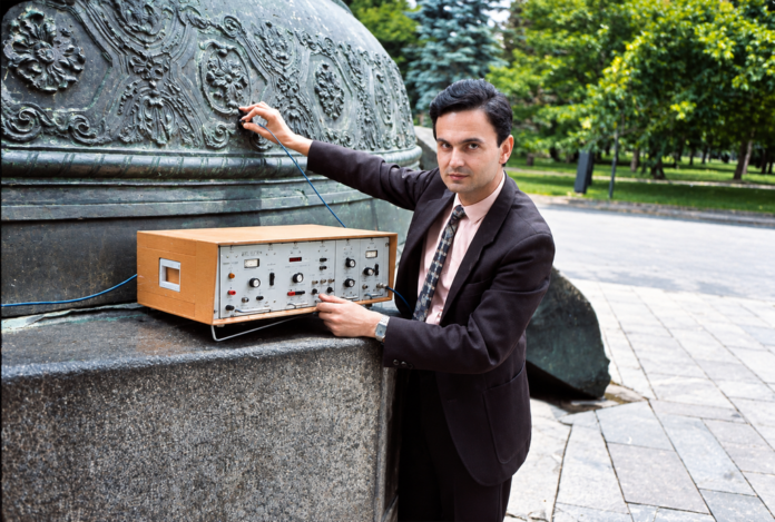 Rusia fabricó la campana más grande y descomunal de la historia para impresionar al mundo, y consiguió algo todavía más difícil: que jamás…