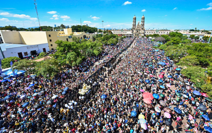 Un millón de fieles participan de la Romería de la Virgen de Zapopan en México